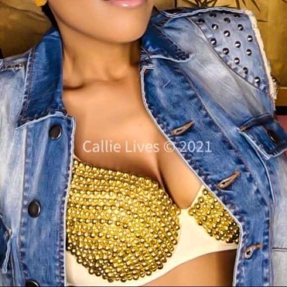 Callie Golden Pearl: Gold Beaded Nude Festival Bra Medium - Picture 6 of 15